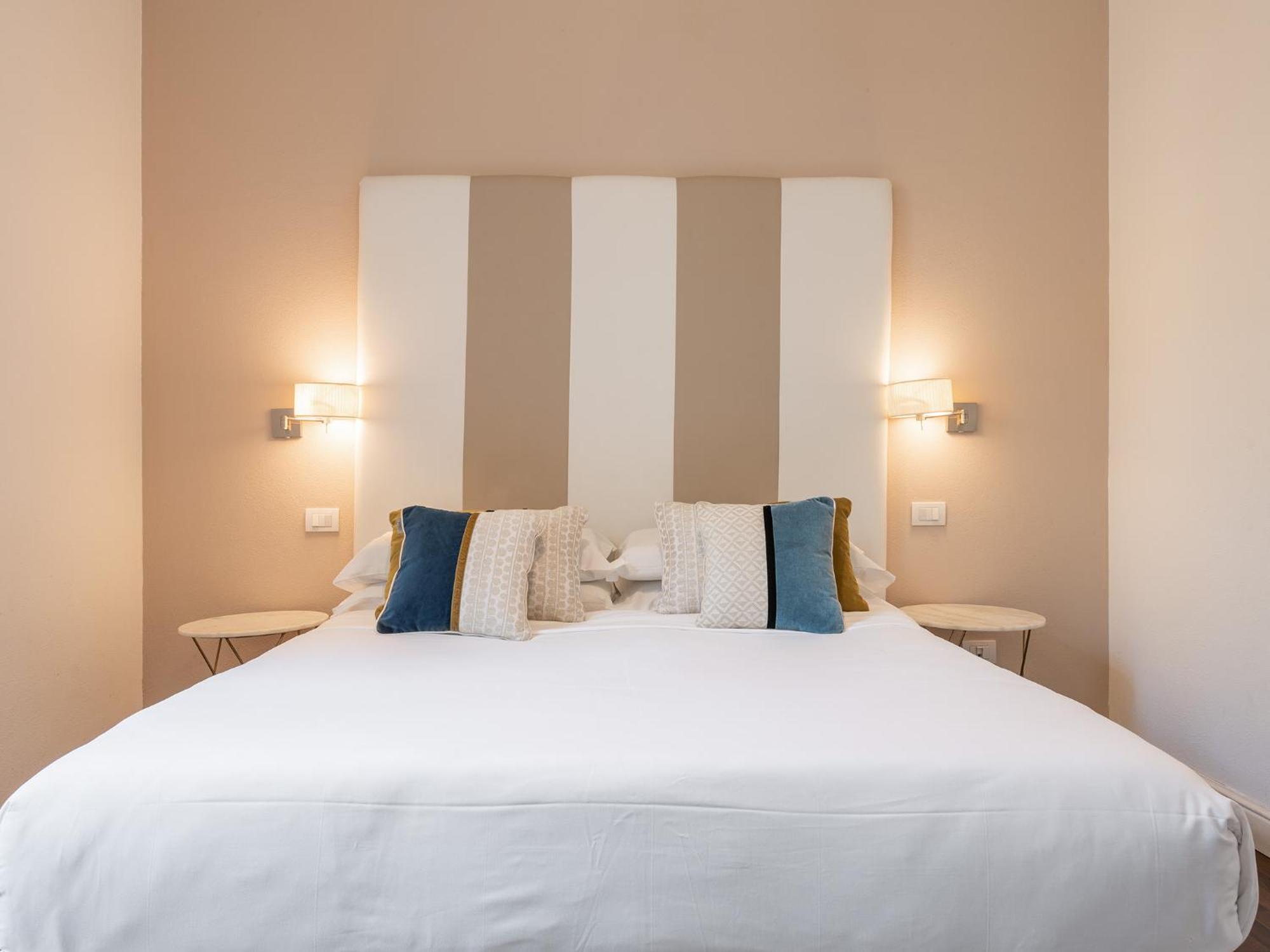 Pley Cagliari Boutique Rooms Экстерьер фото